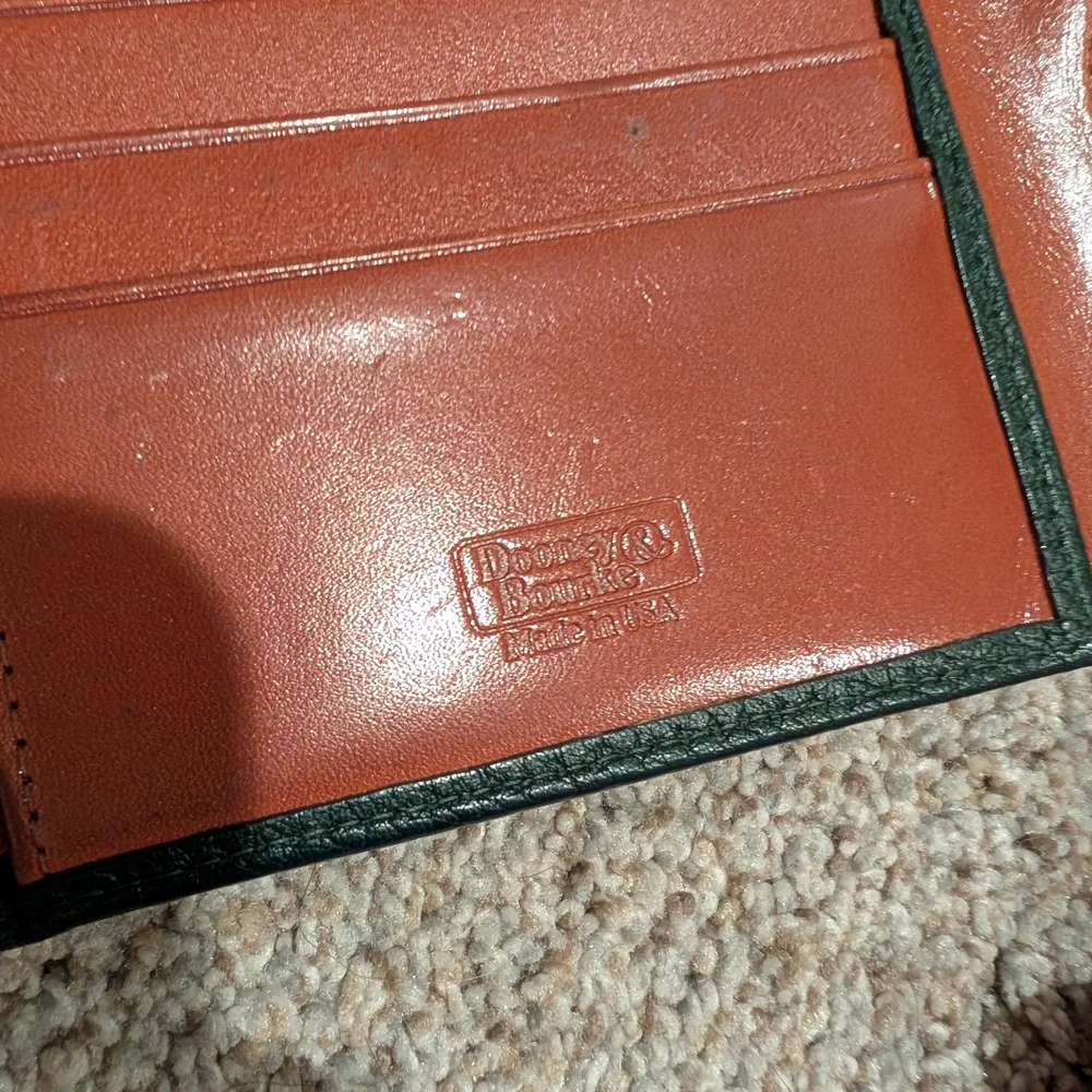 Dooney & Bourke Green and Tan Leather Wallet - Picture 6 of 7